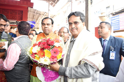 BJP leaders greet Chief Minister Dr Manik Saha on his birthday at Agartala Kali temple on January 8.